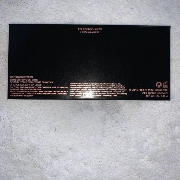 Violet Voss Essentials Eyeshadow Palette - Picture 3 of 3
